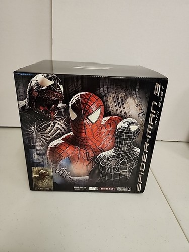 Sideshow Collectibles Spider-Man 3 Venom Mini Bust 0465/5000 *** - Picture 9 of 13