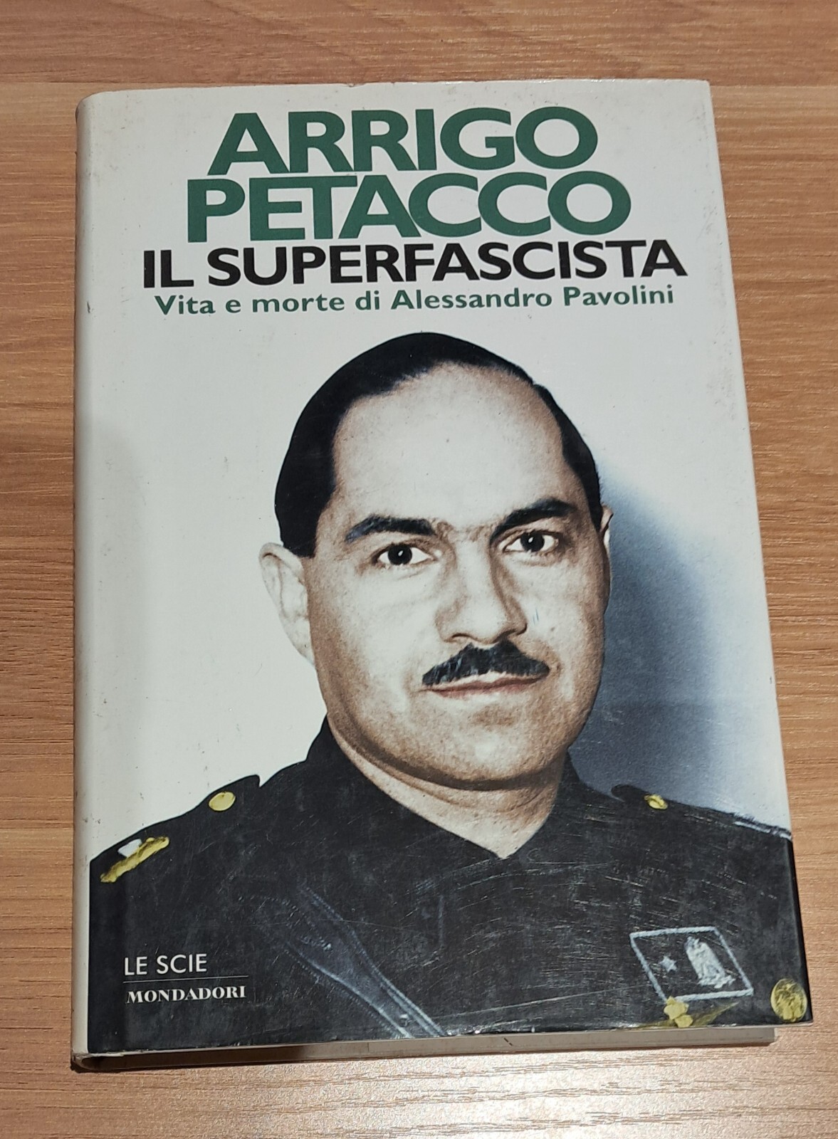 Foto 1 di 3