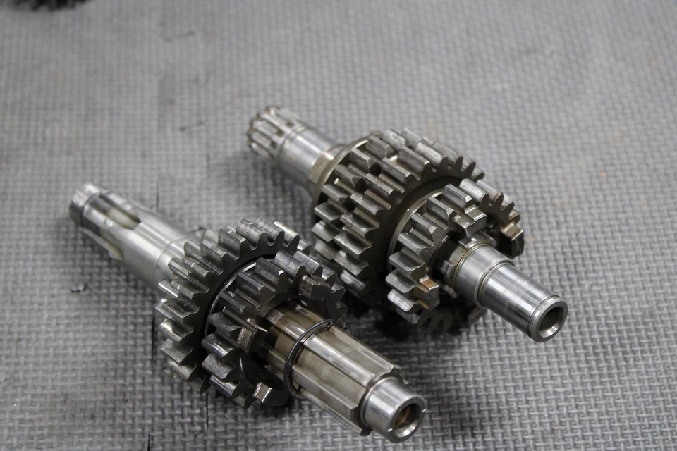 Suzuki RM250 1999 OEM transmisión eje principal contraeje engranajes Foto 4 de 4