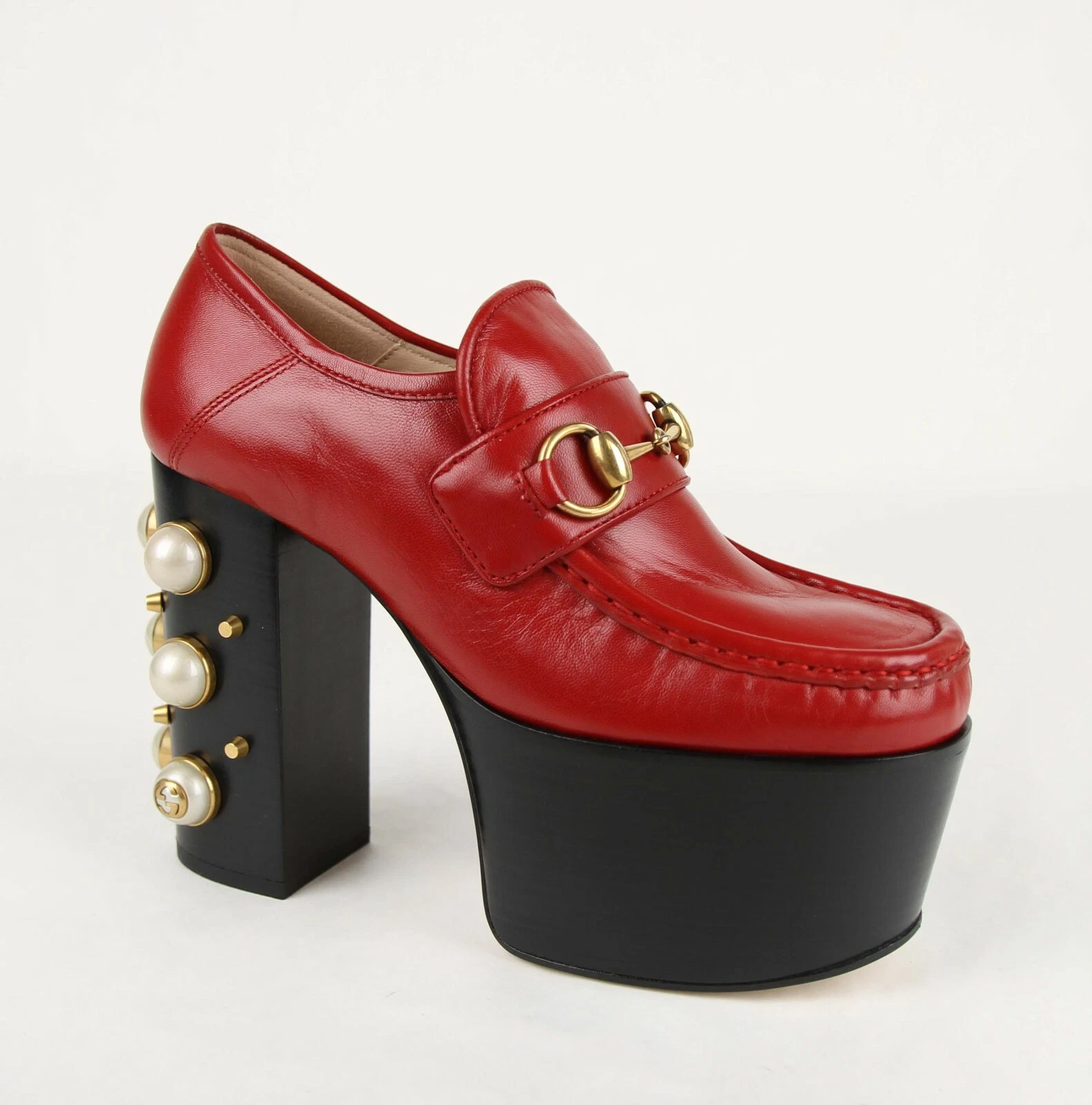 Talon Oxford femme en cuir rouge Vegas plate forme Gucci avec perles 470970 6433