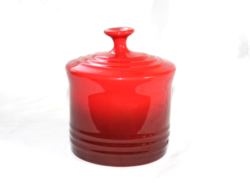 Le Creuset Salt Keeper Cellar Pig Crock Cerise Red 10 oz - Picture 3 of 8
