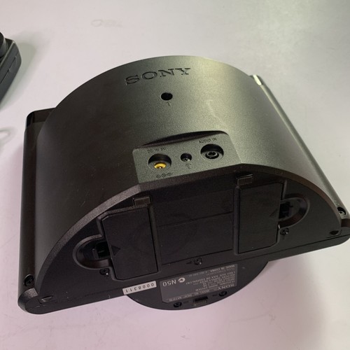 Sony Lightning iPhone/iPod Portable Speaker Dock RDP-M7iPN - Photo 5 sur 7