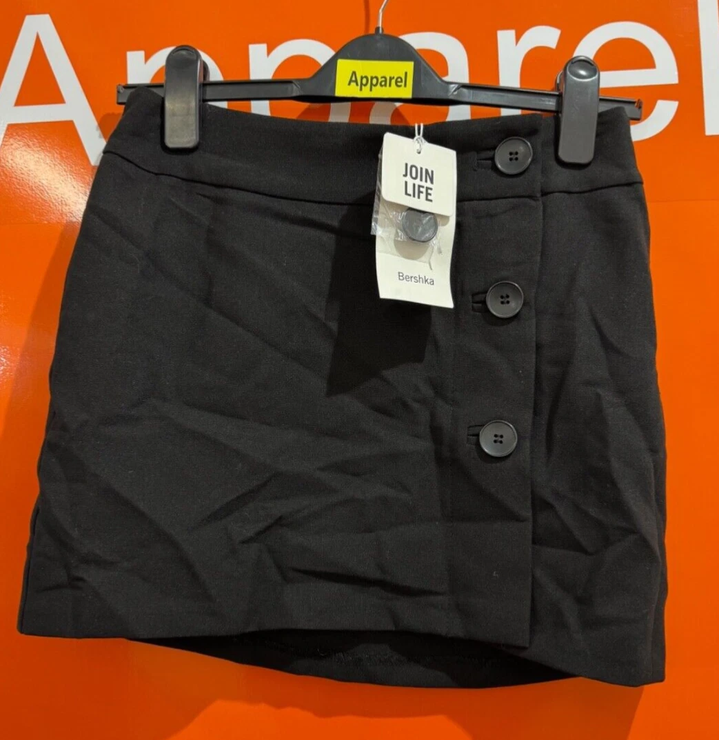 🔥Minifalda Bershka Negra, Botones, NUEVA, Talla Pequeña, B185