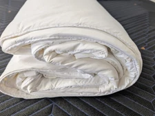 Mlily Super Cooling White Duvet Insert.king Size Comforter New. Straps.