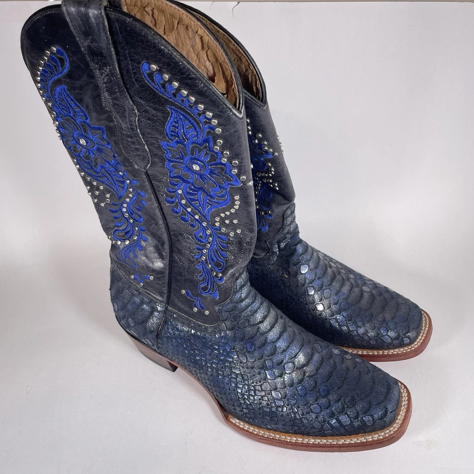 Botas vaqueras Ferrini para mujer de cuero y pitón con tachuelas negras/azules Foto 3 de 4