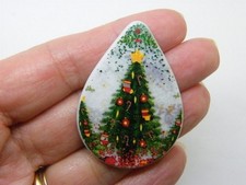 8 Christmas tree teardrop pendants acrylic CT246