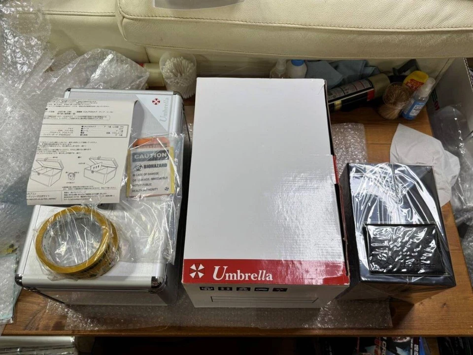 XBOX360 Resident Evil 5 e-Capcom Limited Edition Biohazard Japanese New Unopened - Image 4 of 4