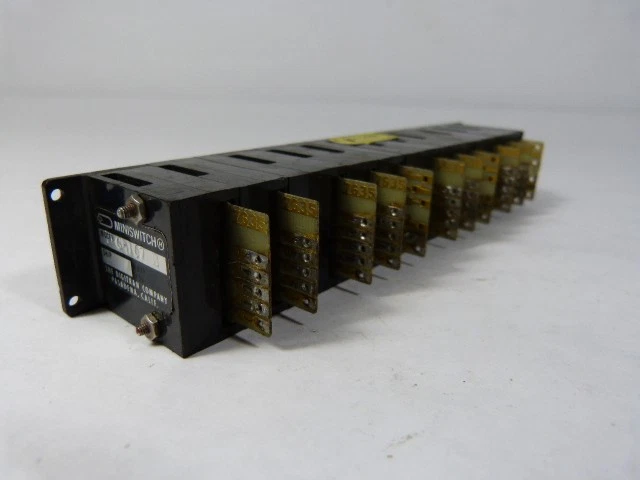 Miniinterruptor Digitran G-167B USADO Foto 2 de 4