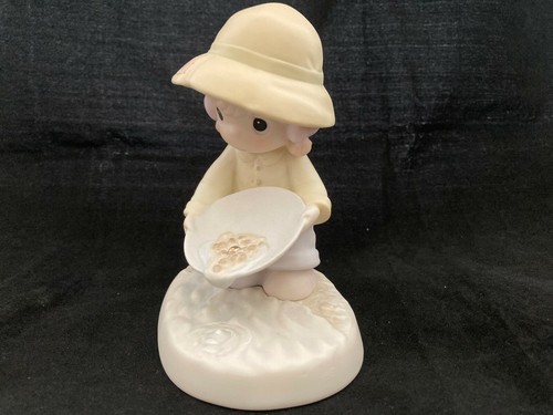 Vintage Precious Moments You're One In A Million To Me Figurine with Box - Picture 5 of 12