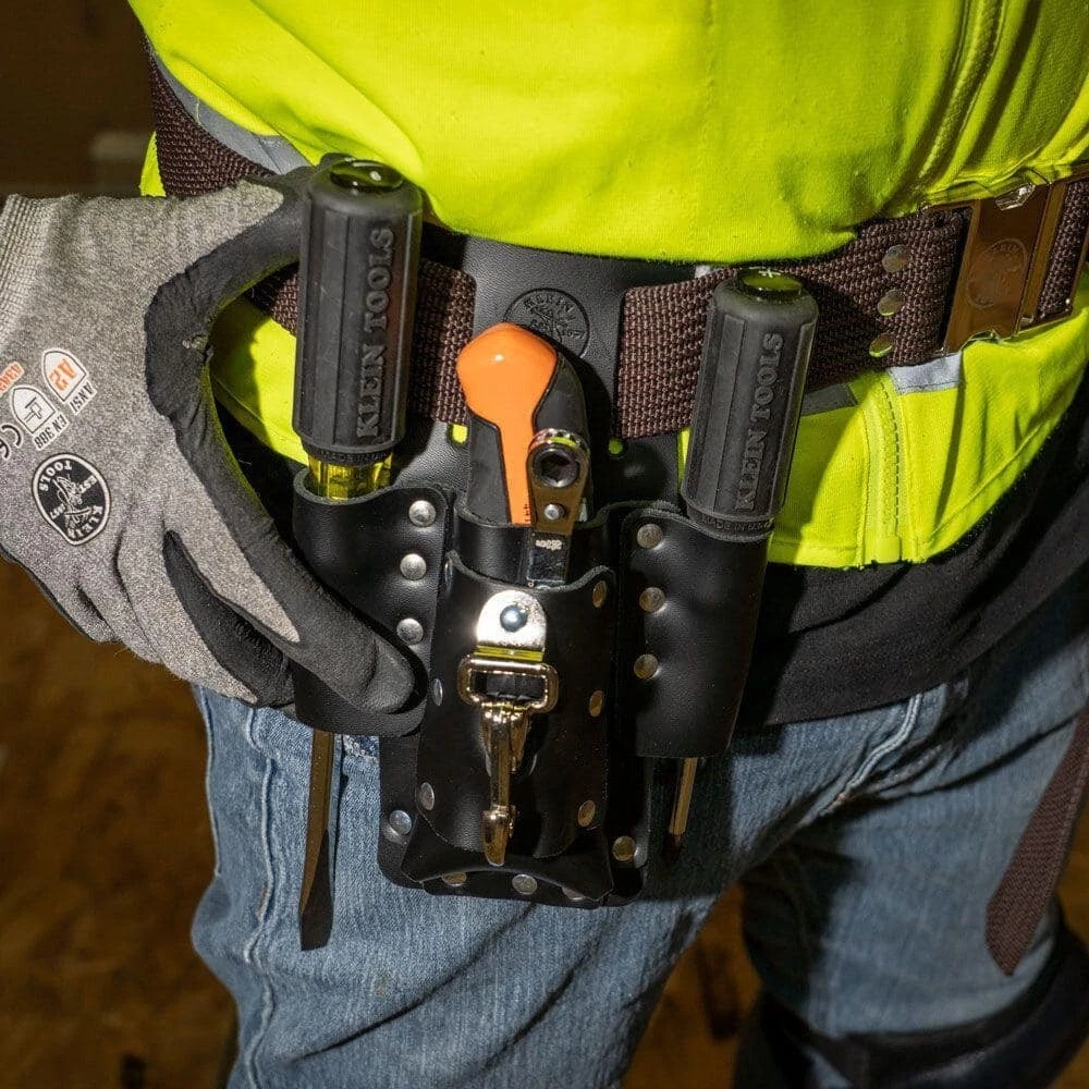 Electrician tool clearance belt