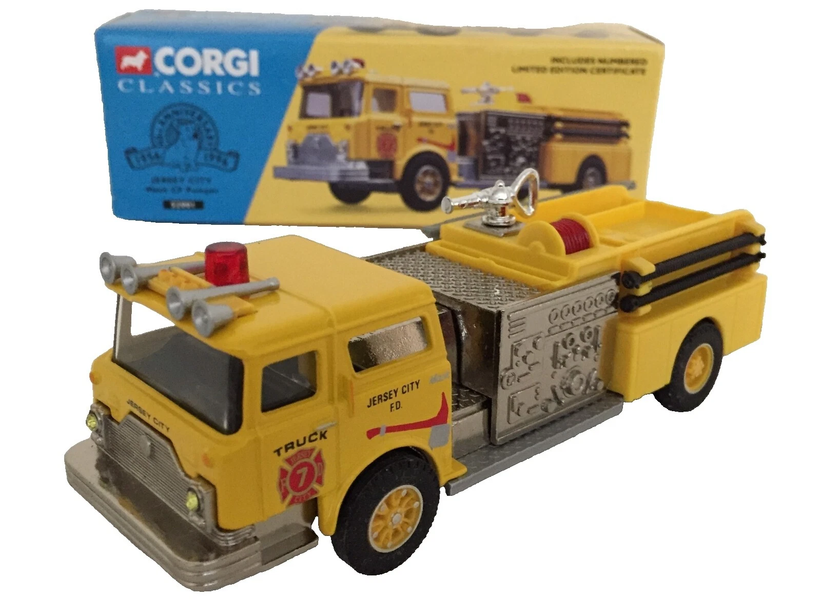 Corgi Mack Contemporary Manufacture Diecast Cars, Trucks & Vans