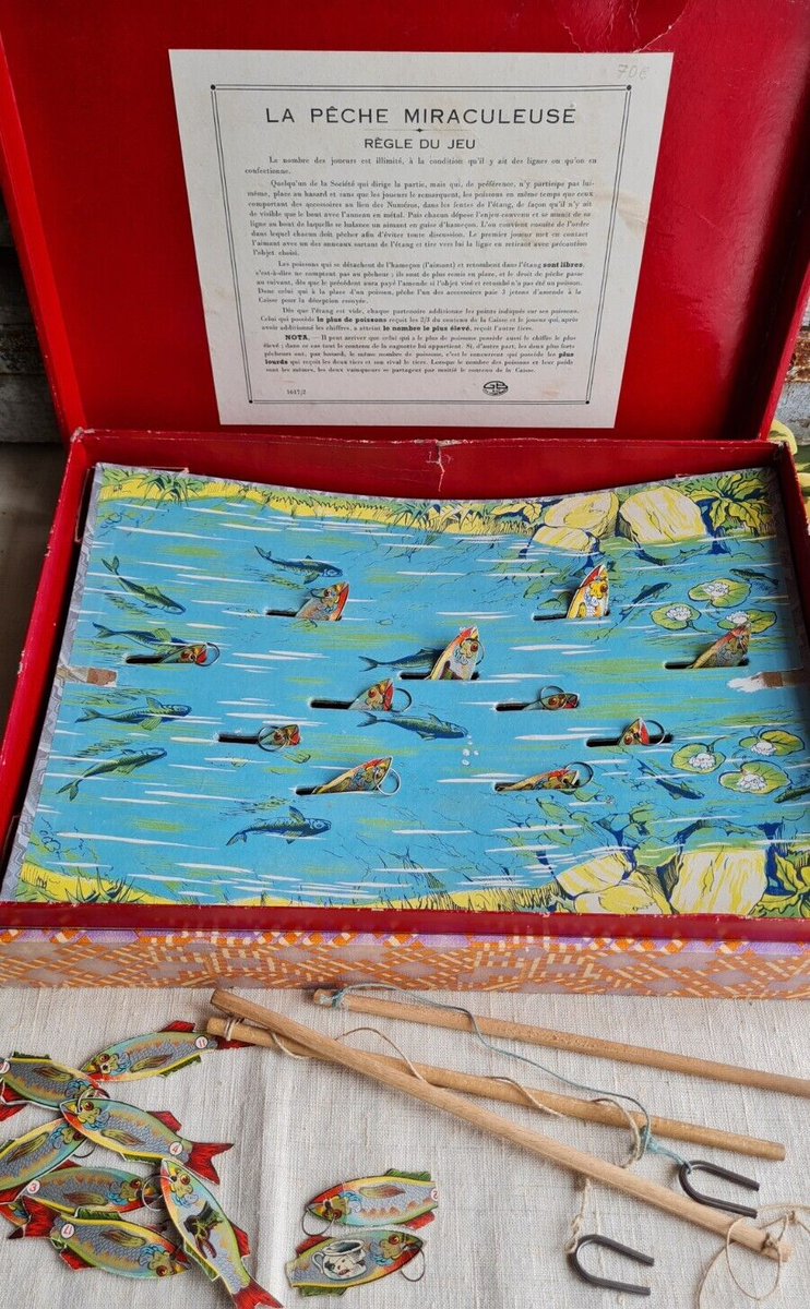 Ancienne Boîte De Pêche En Cuivre Peinte Vert - Vintage, Pour Chasseur Ou Collectionneur