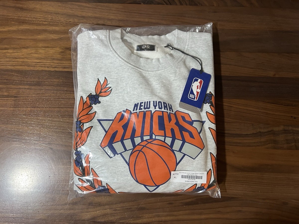 ☆ KITH x NEW YORK KNICKS Laurel crewneck コラボスウェット☆ Kith for the New York Knicks Laurel Vintage Nelson Crewneck
