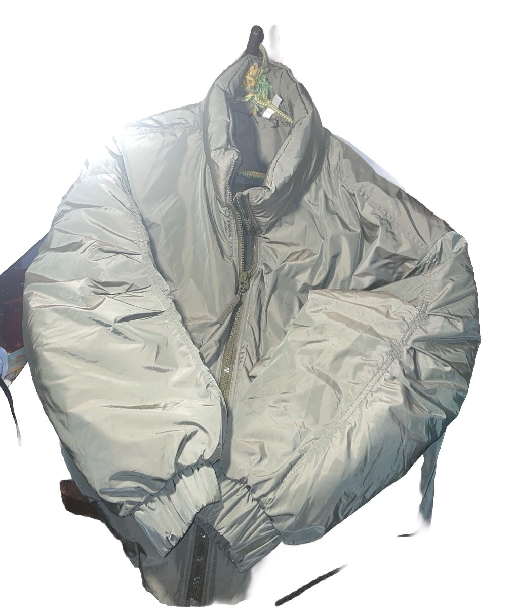 Fabletics Ever Shine Pine All Weather Puffer Jack… - image 1