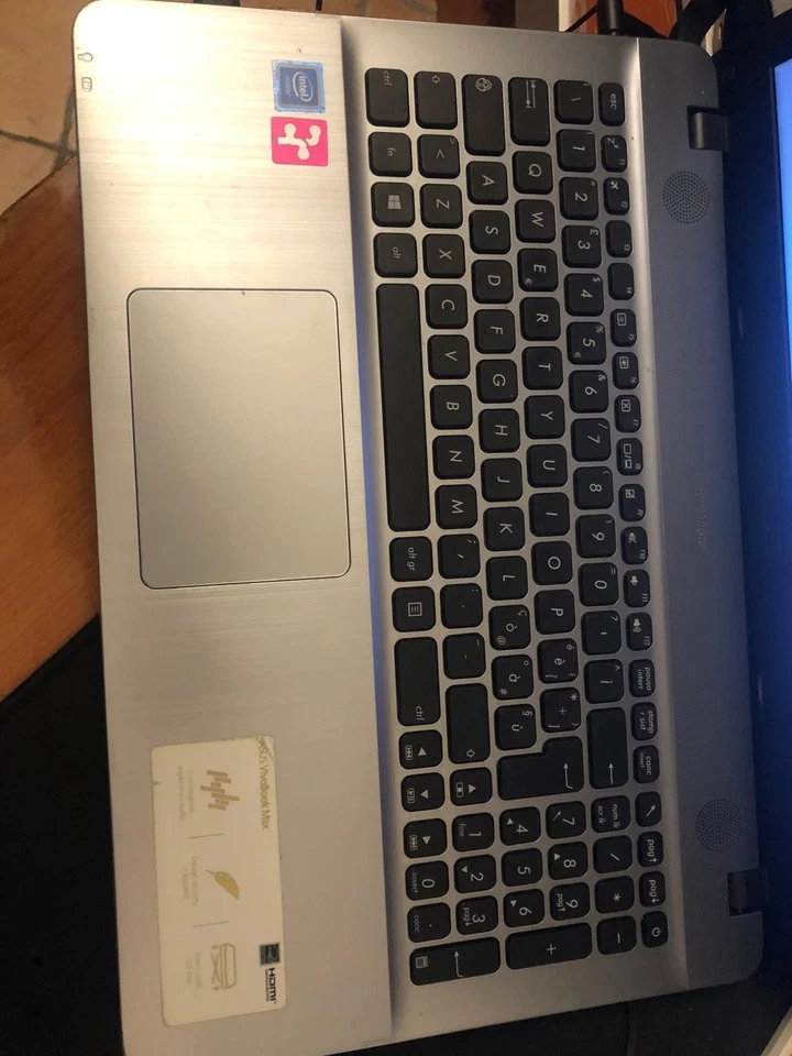 Ottimo Notebook ASUS VivoBook X541N - WINDOWS 11 - OFFICE 2024 - Immagine 3 di 4