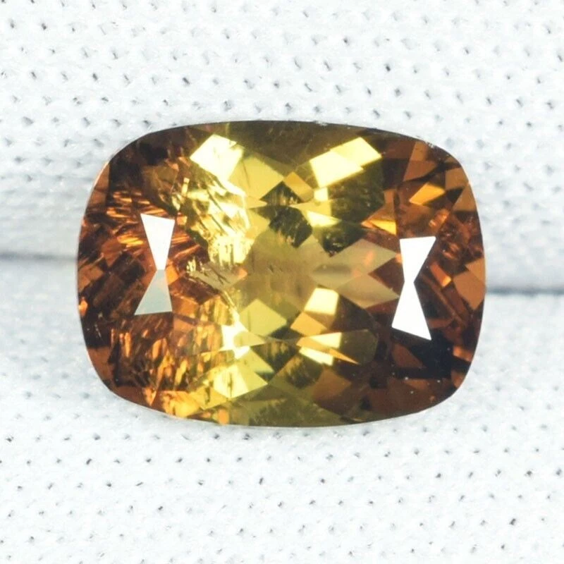 Cojín 2,60 ct EXCELENTE PIEDRA PRECIOSA DE AXINITA EXTRAÍDA TIERRA NATURAL Ver Vdo 6S Foto 3 de 3
