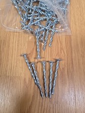 100 x Fissaggio Tetto Piatto Elicolico - 8 x 85mm Chiodi per Tetto Isolato Fissaggio Tetto