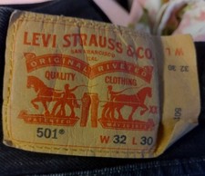 Levis 501 Original Fit Jeans Straight Leg Button Fly 100 Cotton Black 32/30 Men