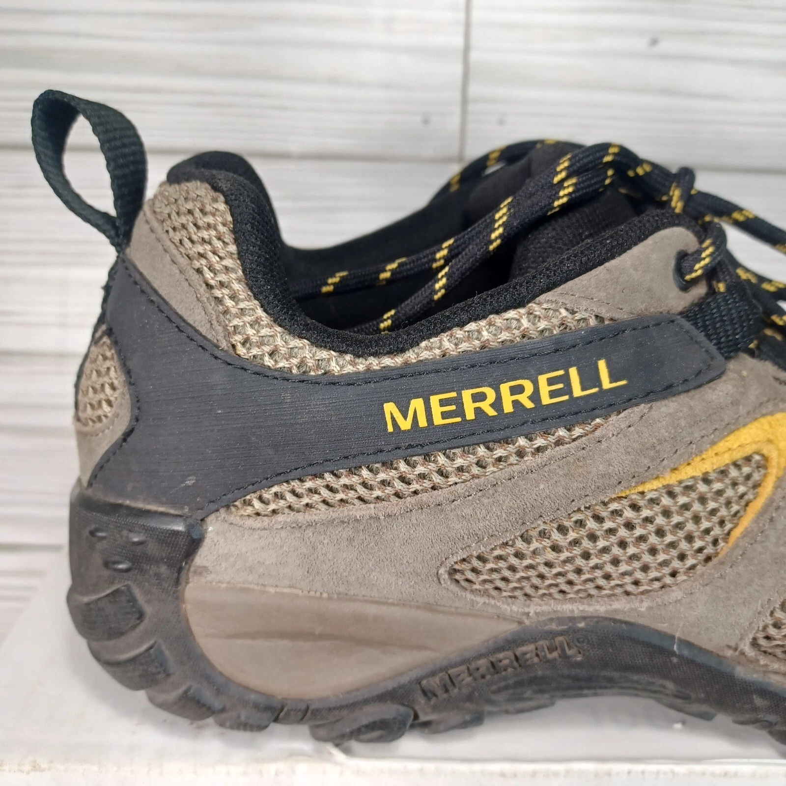 merrell yokota 2 low leather walking shoes