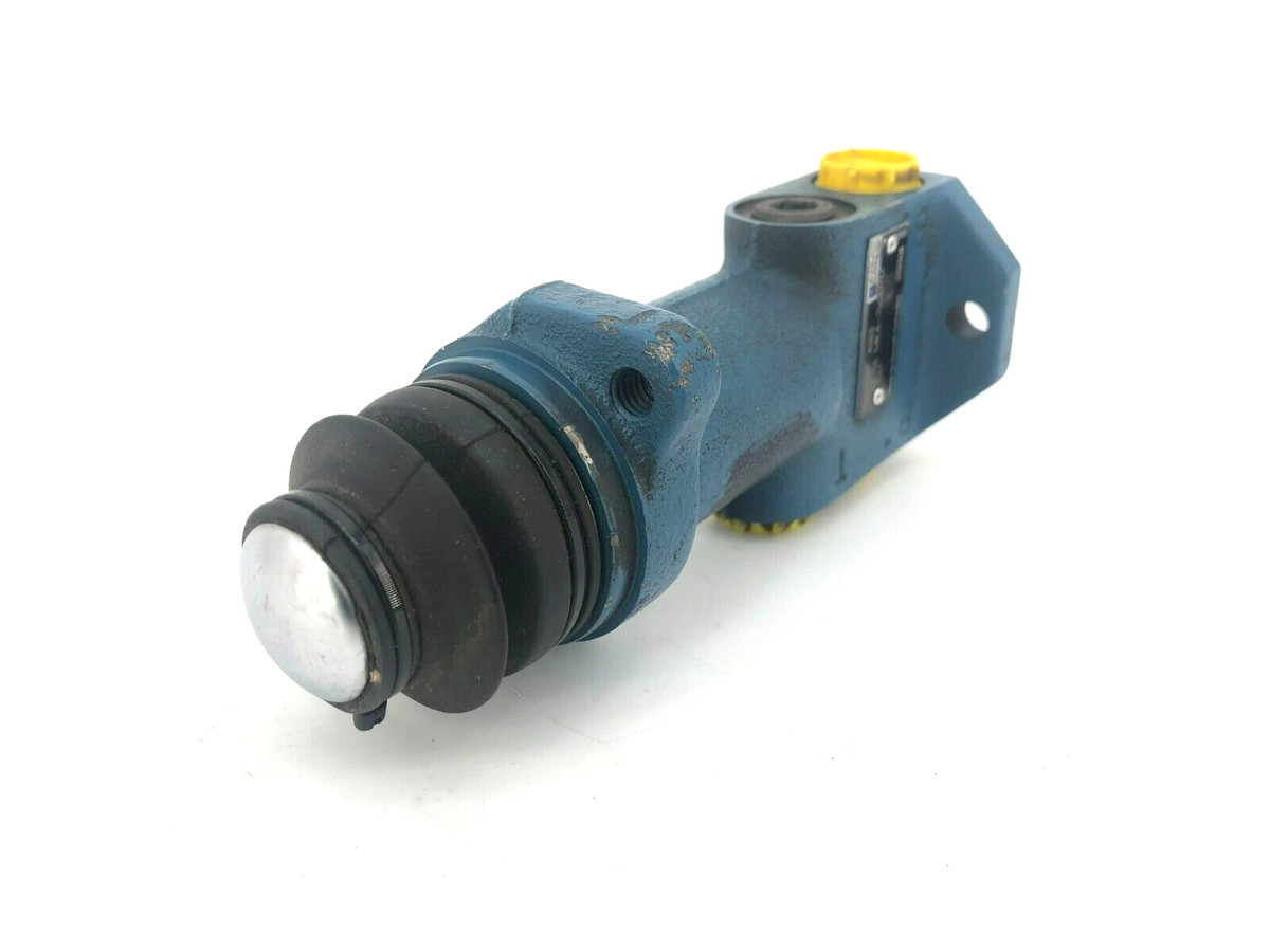 New Rexroth LT 05 MKA-11/100J/02M Hydraulic Pedal R900355787  