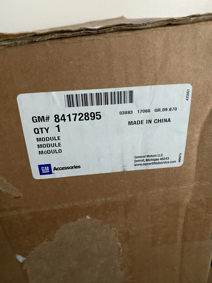 Genuine GM OEM 2016-2018 Cadillac CT6 Glove Box CD Player and Mount Kit 84172895 - Изображение 3 из 4