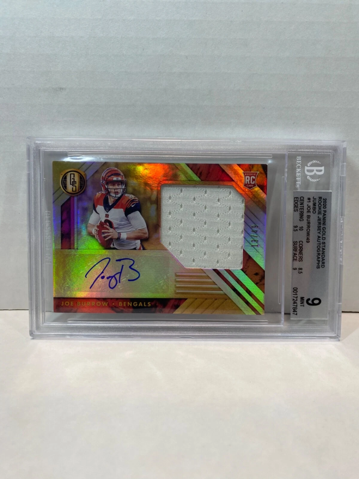 Joe Burrow Panini Gold Standard Rookie Jersey Autographs Jumbo #JB Base