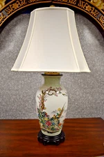 32" HIGH END CHINESE PORCELAIN JINGDEZHEN VASE LAMP  "BIRD & FLOWER" TABLE LAMP