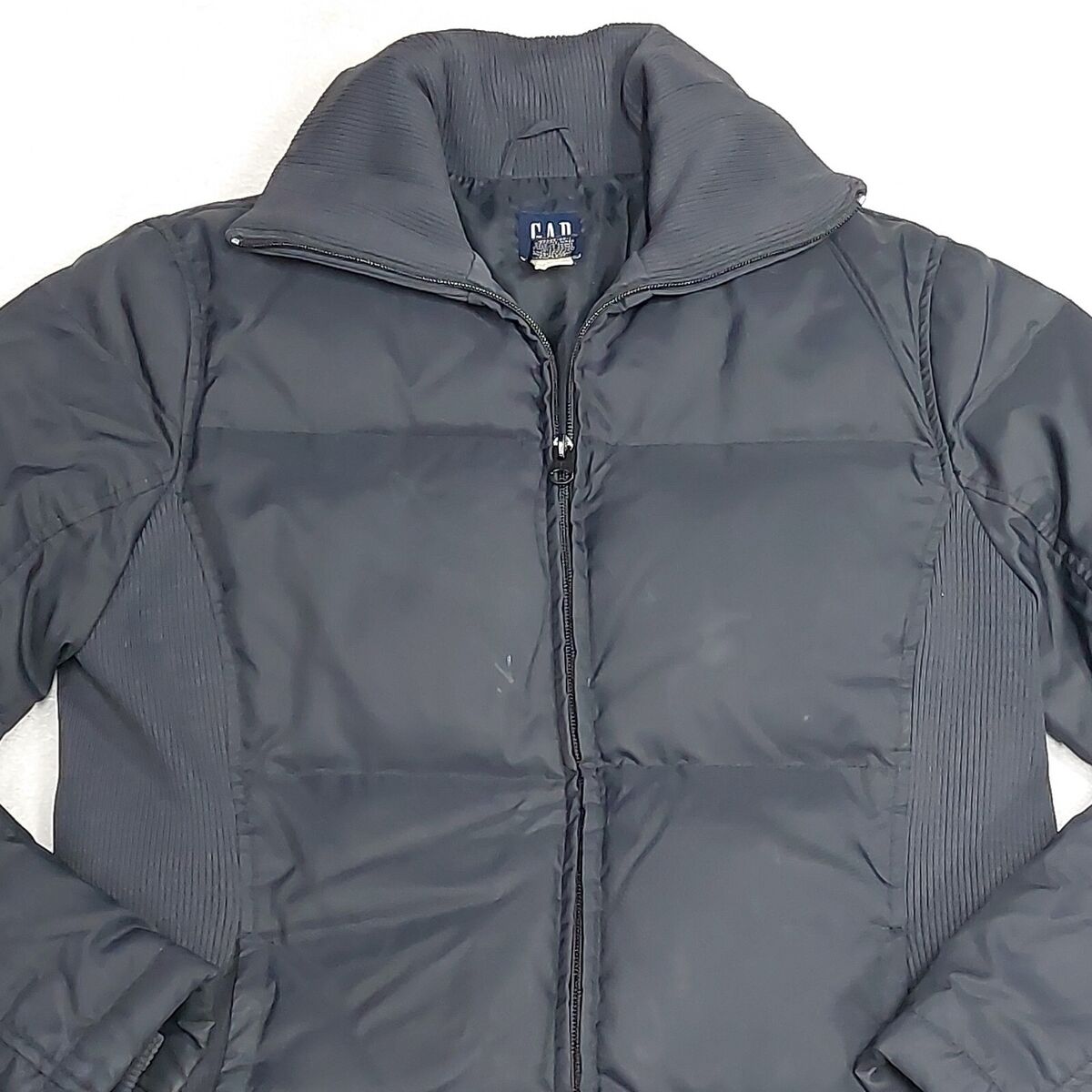 Vintage Y2K Gap Women's Black Down Filled Full-Zip Puffer Vintage Y2K Gap Women's Black Down Filled Full-Zip Puffer