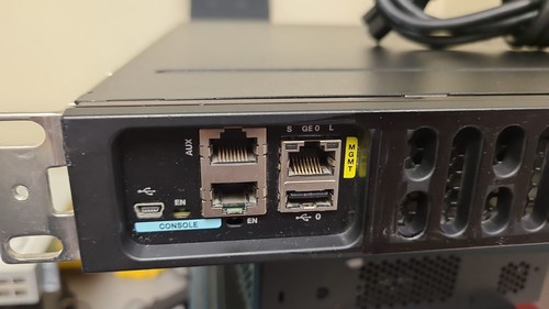 Cisco ISR4331-SEC/K9 ISR 4331 SEC Bundle Router N0 CLOCK Issue - Picture 2 of 4