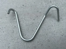 Sandbaggy T-Posts Wire Clips | Galvanized Rust Resistant Steel Fence Clips 