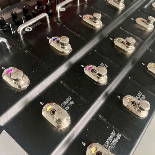Pédalier guitare multi-effets Line 6 M13 Stompbox Modeler dans sa boîte d'origine ! - Photo 4/12