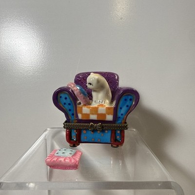 Gift Box Cat Chair Porcelain Hinged Trinket Present Jewelry Pill Purple Kitten