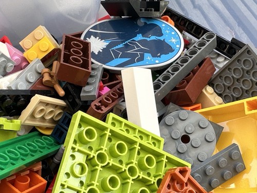 LEGO 1 Kg With 2 Minifigures, Car Baseplate & 4 Wheels, Good Mix, Very Clean - Picture 14 of 21