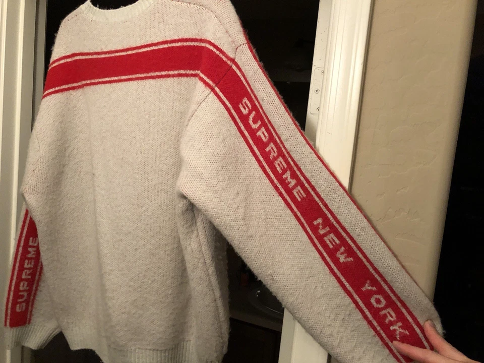 Supreme XL Sweater (RARE) - Image 2 of 4