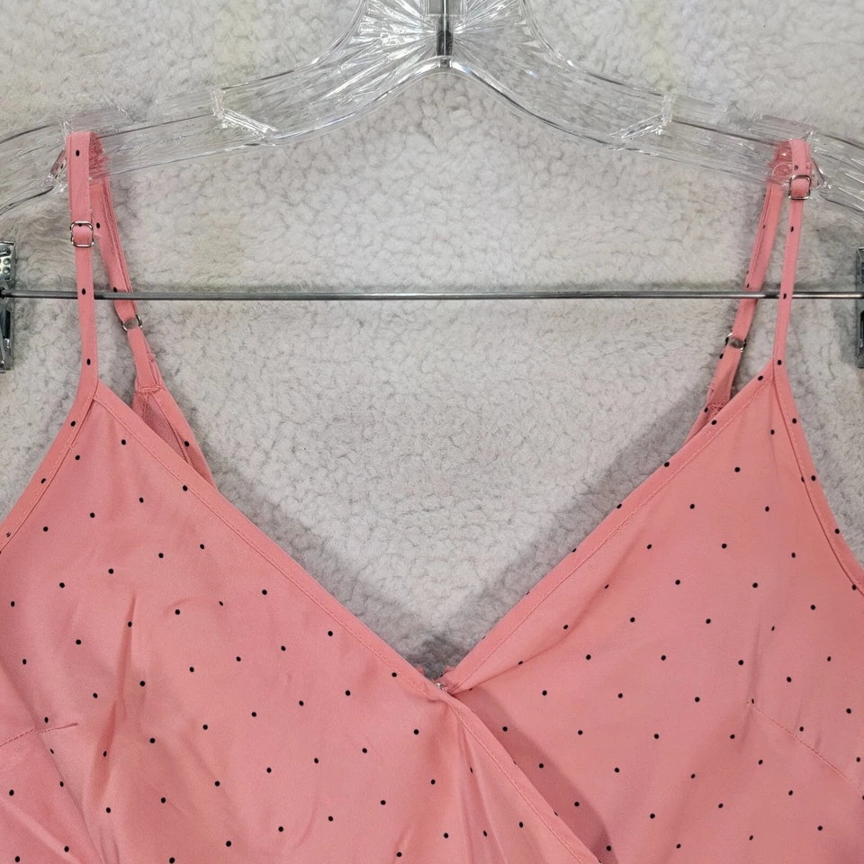 Vestido para mujer BCBGeneration talla 2 rosa lunares cuello en V plisado cami simulado envoltura Foto 2 de 4