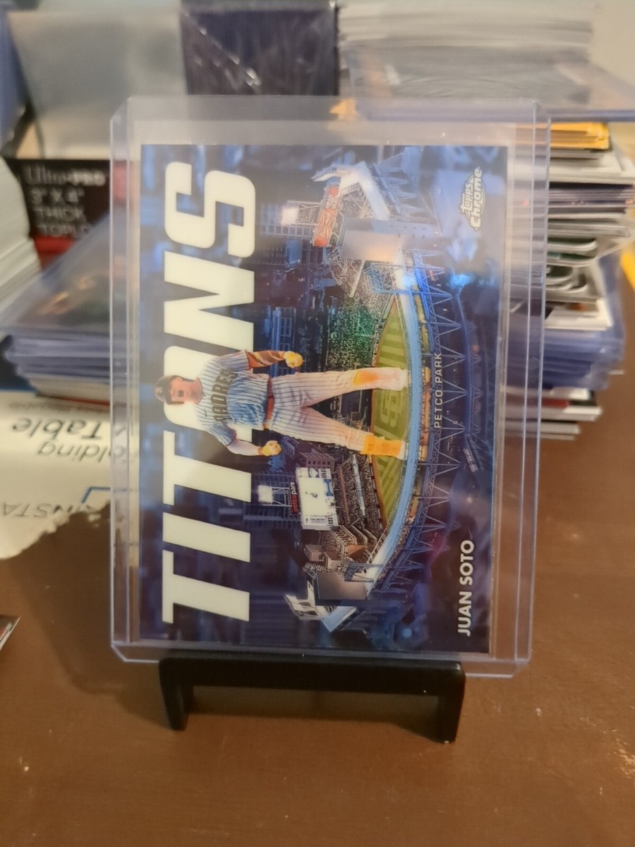 2023 Topps Chrome Juan Soto Titans Insert Refractor Card San