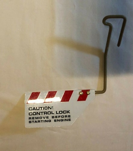 Cessna Control Lock, 150M serial 150-77006 thru 150-79405 Year model 76 and 77