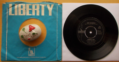 Gene McDANIELS Spanish Lace Somebody`s Waiting Liberty Rec. LIB 55510 - UK Press
