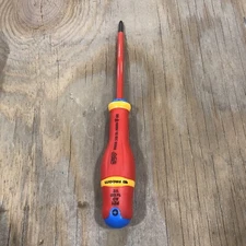 Facom AD1X100VE Insulated Screwdriver 4 Way (Phillips)