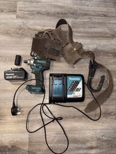 Makita DTW00 5.0Ah Li-ion 18V Impact Wrench With Battery, Charger, Bi-hex & Belt