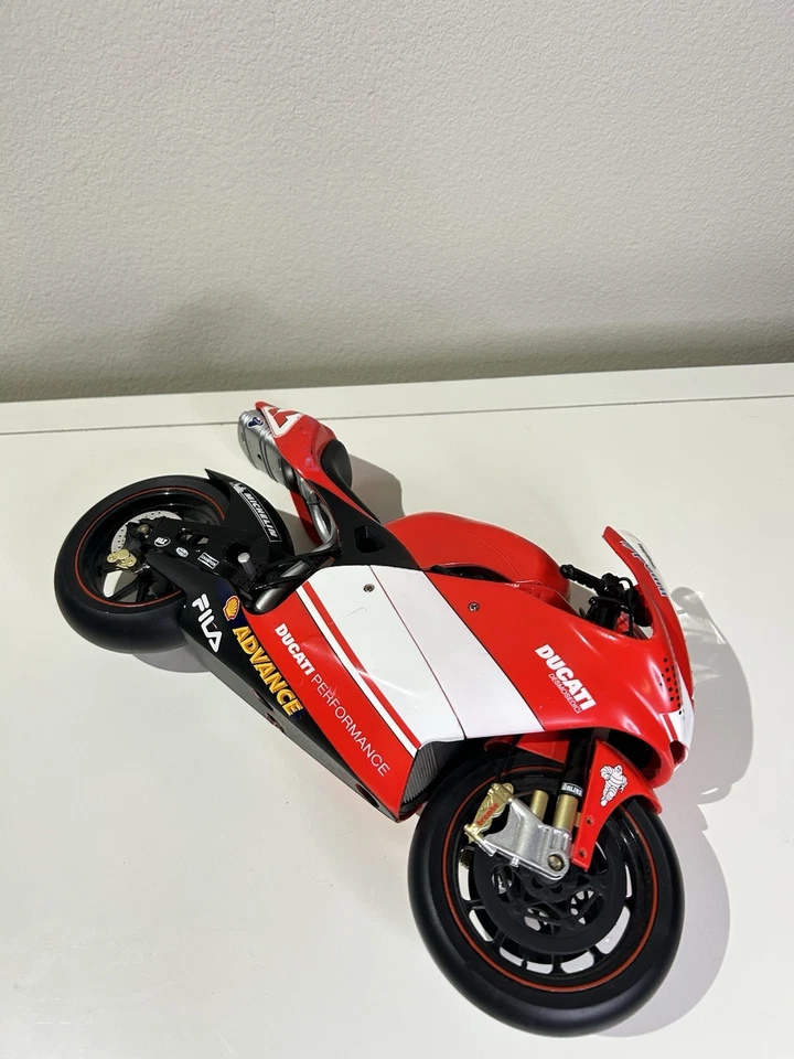 1:12 Scale Ducati Capirossi #65 2003 MotoGP Diecast Bike Model – Rare Display - Image 2 of 4