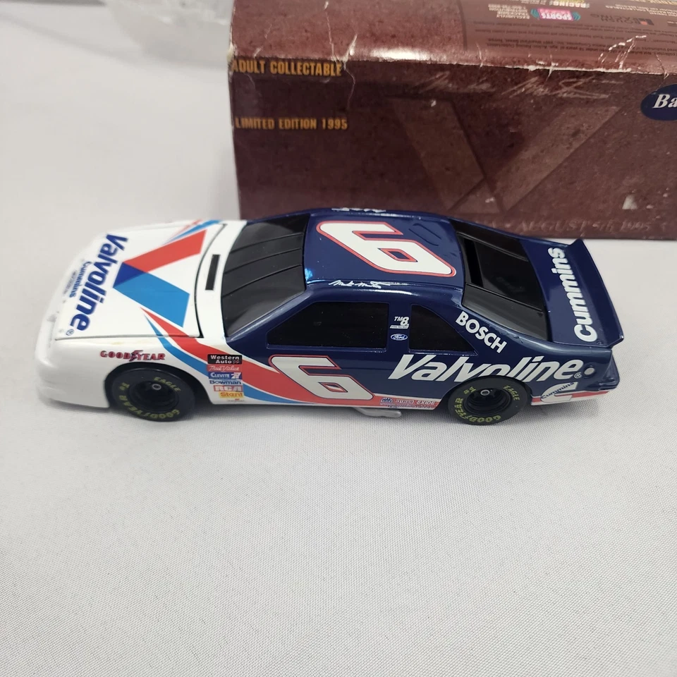 #6 Mark Martin Valvoline 100 años de carreras conmemorativo 1995 Thunderbird 1:24 Foto 4 de 4