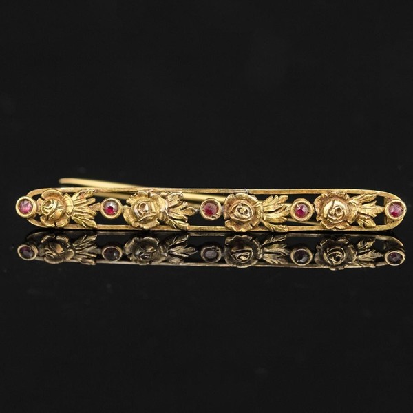 Brosche Gelbgold mit Rubinen, florales Rosettenmotiv, Belle Époque