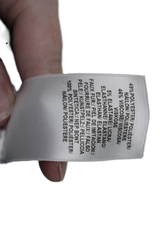 Sudadera con capucha de manga larga negra talla pequeña Velvet by Graham & Spencer para mujer Foto 4 de 4