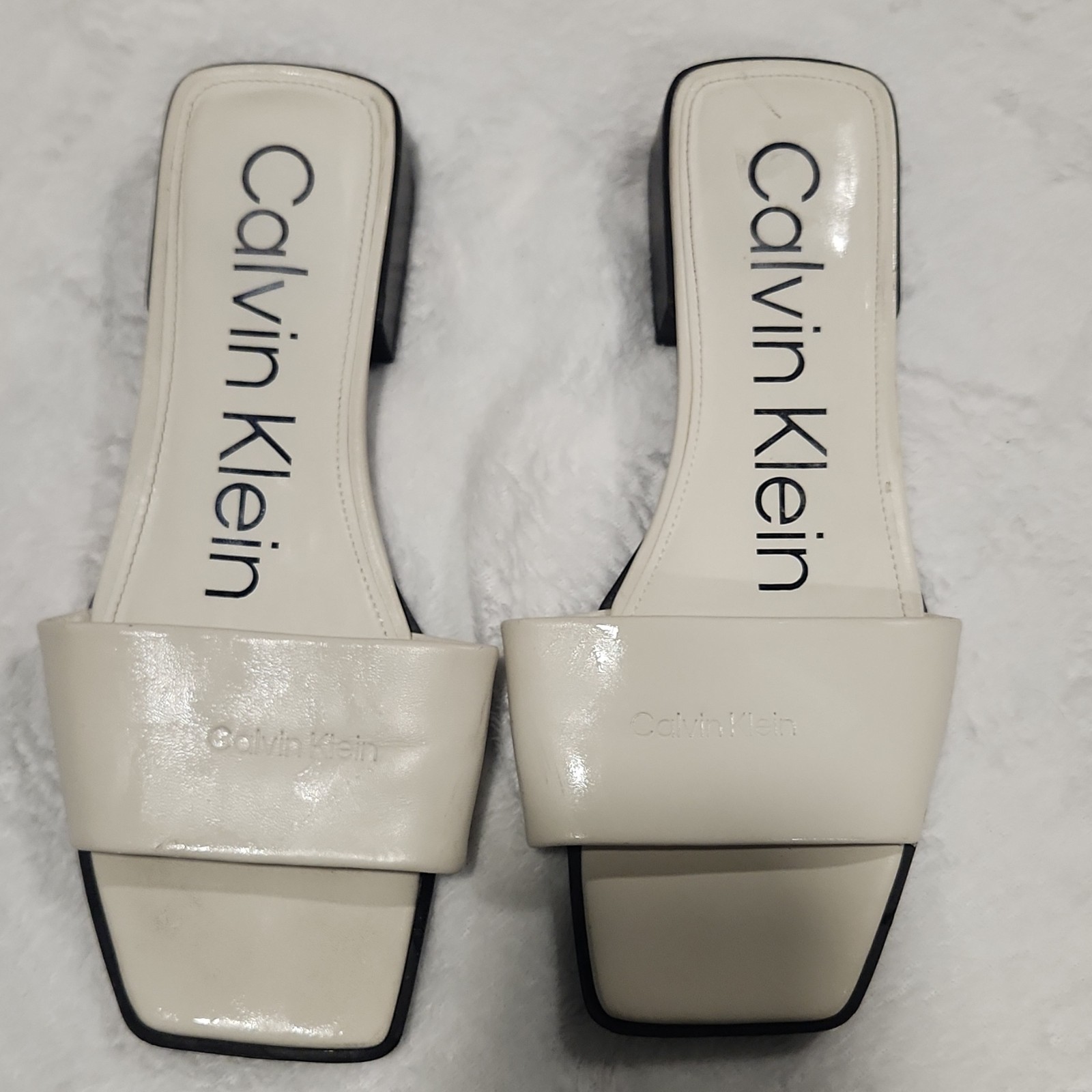 Calvin Klein Women's White Patent Leather Slide Sandals Block Heel size 8.5