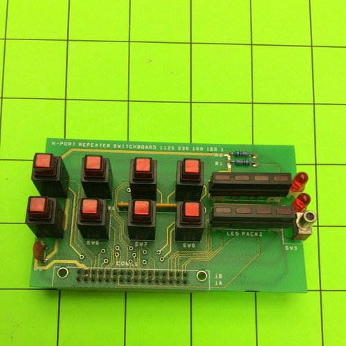 Black Box LN410A Repetidor Multipuerto Red Switchboard Indicador Placa de Luz - Imagen 3 de 8