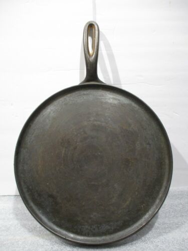 Wagner Ware Sidney -O- No. 9 Cast Iron Griddle 10" Cooking Frying Searing Pizza