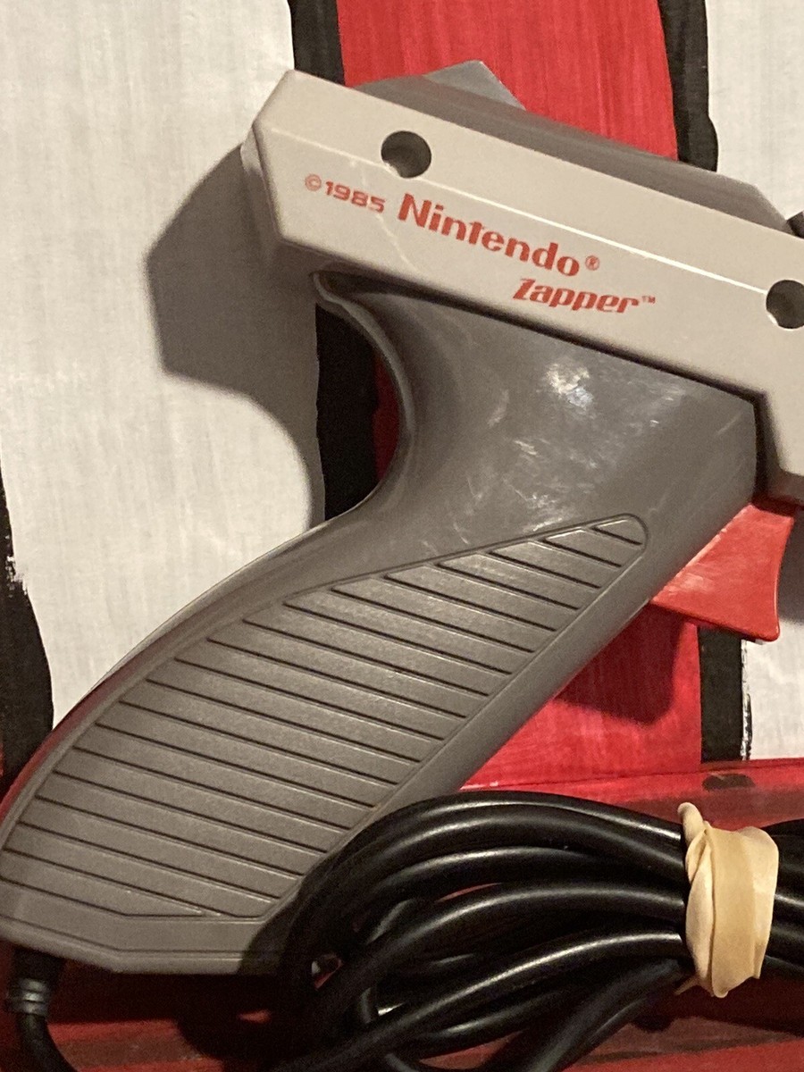海外限定 '1985 NES Zapper Nintendo Vintage 1985 Nintendo Gray Zapper w/Box NES Gray Complete