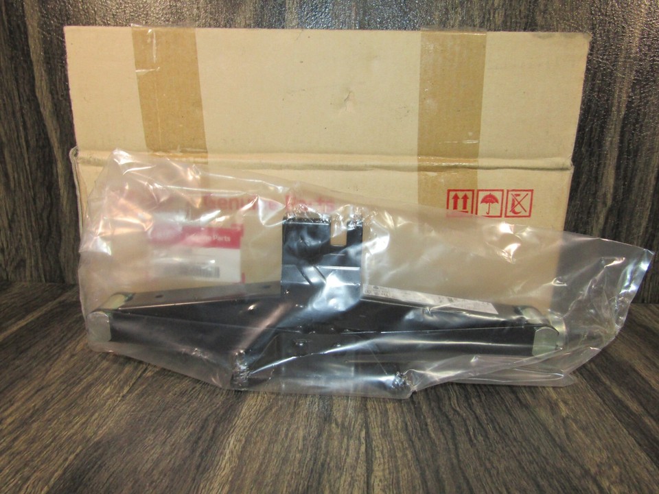 20142023 Kia OEM Genuine Spare Tire Floor Jack 09110B2000 New eBay