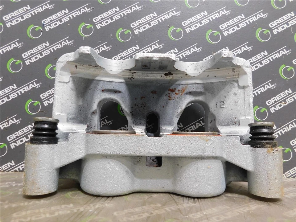 NEW ACDelco 172-2438 Rear Driver Side Disc Brake Caliper Assembly 23405771 - Image 3 of 4